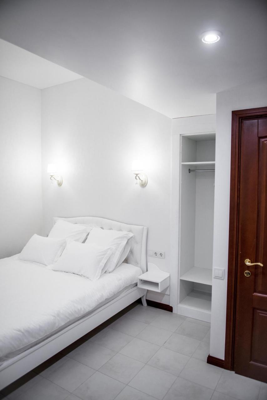 Apart Hotel Quartet Odessa Exterior foto