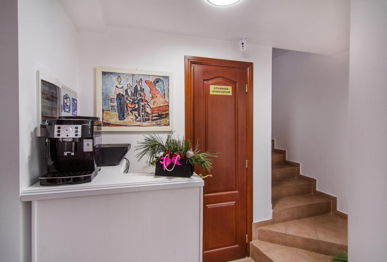 Apart Hotel Quartet Odessa Exterior foto